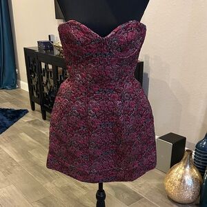 Elegant Floral Mini Dress - Red and Black